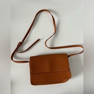 GAP CROSSBODY BAG